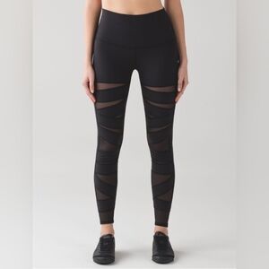 Lululemon Wander Under Mesh Tech Size 4!
